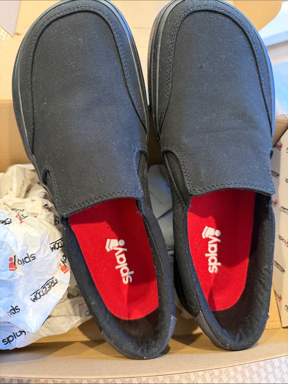 Black Splay Slip-On Canvas Men's Shoes with Red Insole